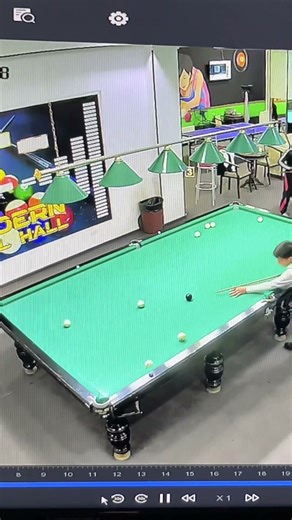 Bilyard ⚡️ #8ballpool #robot #billiards #snooker #cnc #machine #ball