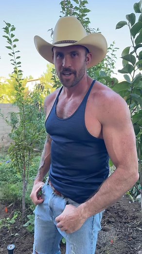 Planting a native wildflower mini meadow #plantdaddy #gardener #nativeplants