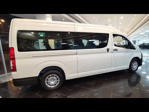 2023 Toyota Hi ace Commuter 2.8 High roof - Exterior and interior review.