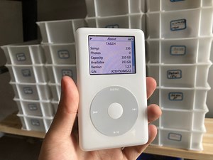 苹果iPod4代彩屏256GB固态5000mAh-75小时续航优势