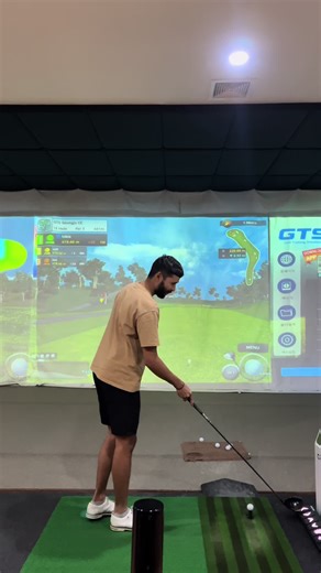 Hole-in-One Fun with Golf Simulator