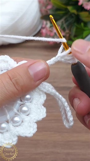 Easy Crochet Tutorial for Handmade Crafts in the UK