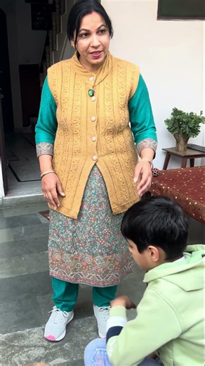 Should Sakshu keep the puppy? 🐕🥺 #familyfun #puppylove