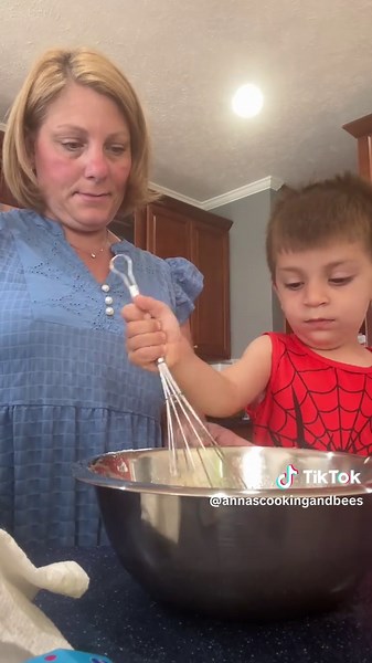 I normally don’t buy packaged mixes, but Gokhan saw this cupcake mix and was excited , so I decided to get them for us to make. I swapped the water for buttermilk and melted butter for the oil. I did use 3/4 cup of butter. #funfetti #pillsbury #cupcakes