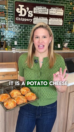 New month, new muffin, and this one is savory perfection 🧁✨ Introducing our Potato, Chive & Cheese Muffin, our featured muffin for March. Warm, fluffy, packed with savory potatoes, fresh chives, and melty cheese baked right into every bite. It’s the kind of muffin that turns your coffee run into a full-on comfort moment. Perfect for breakfast, a quick lunch, or whenever you’re craving something warm and delicious. Who’s trying this one first? ☕🧀 only available 3.9-3.21 order online or drop by 