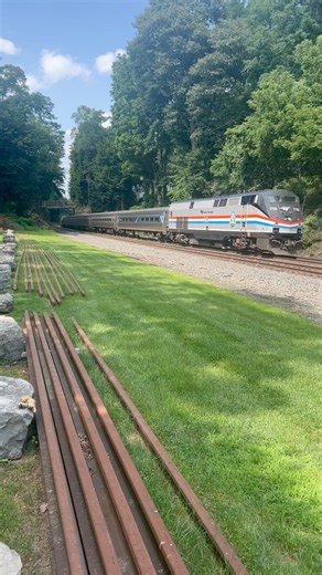 ✈️Amtrak Jet Engine Sounds?! 715 Roars Past Sounding Like A Turbine Engine On A Plane!