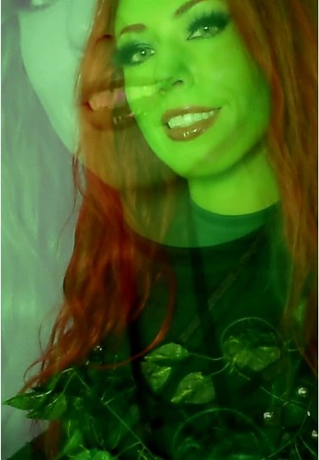 Poison Ivy's Hypnotic Influence on Obedience