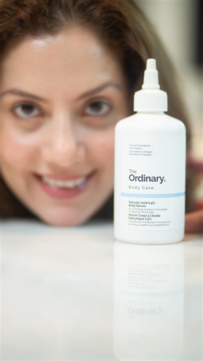 Nipun Kapur Sohal | Skincare Educator on Instagram: "How to prevent ingrown hair (simple routine that actually works) 👇 1) Exfoliation = non-negotiable You need to lift off dead skin + buildup so hair doesn’t get trapped. ✅ Use a body scrub (Dove / Bodywise) or an AHA-based body exfoliator. 2) My best upgrade (since last year): African net sponge I use it every single shower and my body skin is softer + smoother, and I barely get KP or ingrowns anymore. 3) Shave/Wax Day: lock it in with urea Af