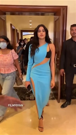 #cobrakaiseason6 Aryan Khan & janhvi Kapoor 🥰❤️ GF