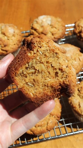 ⬇️ Recipe below! 🥜 Peanut Butter Oatmeal Muffins are for my peanut butter lovers! They’re fluffy muffins with the best texture! Recipe here - https://taffeybakery.com/peanut-butter-oatmeal-muffins/ or comment the word RECIPE to get it sent directly to your inbox! | Taffey Bakery