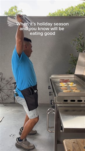 Turkey’s wrapped, now it’s time to Deck the Halls. 🎄 We’re continuing to fire up Le Griddle for our seasonal eats. Unwrap the gift of great cooking, order online now. https://www.legriddleus.com/ #LeGriddle #HolidayCooking #ChristmasVibes #WinterGrilling #OutdoorKitchen #BackyardChef #FestiveSeason #CookWithLeGriddle | Le Griddle US