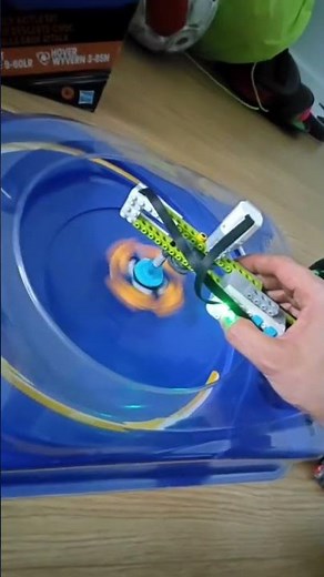 BEYBLADE X VS WEDO 2.0