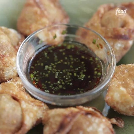 If you LOVE mushrooms, you're going to go crazy for Rocco DiSpirito's Mushroom Dumplings! 🥟 See more on #GuysRanchKitchen > Saturdays at 12:30|11:30c Save the recipe: https://foodtv.com/2Sx8aUT! | Food Network