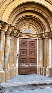 📸 Looking for a place to take pics around Kansas City? Just look around in this one spot I'm standing at Unity Village in Lees Summit. So many great settings in one location for family, homecoming, prom, engagement... you name it. Arched doorways, tree-lined walkways, towers, fountains (at the right season), arch-lined paths. A stunning outdoor backdrop for any photographs. #photoshoot #backdrop #instaworthy #familyphotos #kcspots | KC Homes with Heather