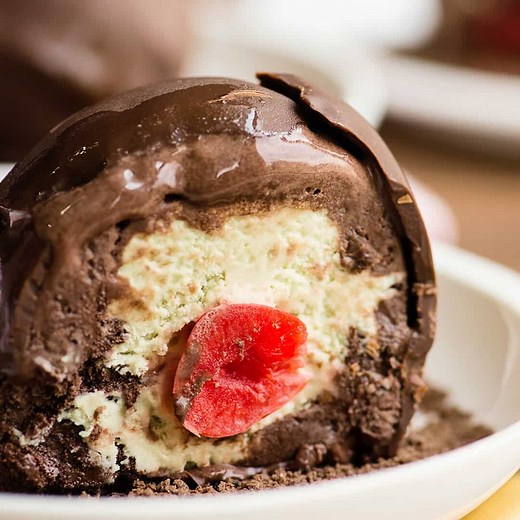 Tartufo - Italian gelato dessert with video