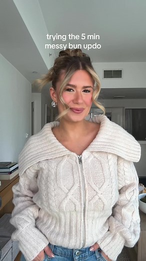 that was so much easier than I thought!!! will be doing this all the time omg #messybun #messyupdo #easyhairstyles @Tangle Teezer @Moroccanoil @Scünci