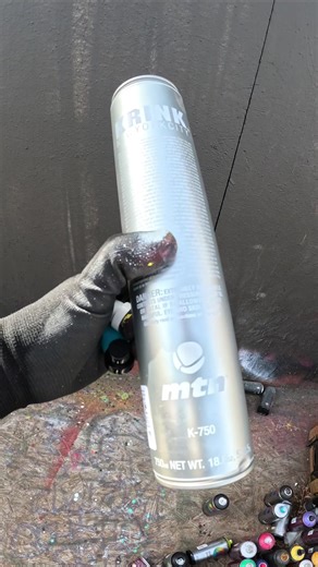 Tested 3 different hose caps with the Krink K-750. Starting with the Hose Cap, it has the smallest hose, so thinnest line. The stock K-750 was quite a bit fatter. Then the Vortex Sting really blasted out the paint.