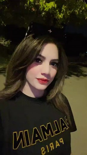 103K views · 4.2K reactions | 藍藍藍藍藍藍浪 savaaaa…. Lol ….. dekhty jao agay agay hota ha kiaa My instagram ifrahkhan_official . . . . . . . #i#ifrahkhanf#foryouq#queent#trendsetterl#lifestylee#entrepreneurr#richlifestylep#protocolg#guardqueen4#4aprilbirthdayi#ifrahkhansbirthadyi#ifrahkhanscelebrationa#actressm#modelp#producertrendingnow #paris #eiffeltower | Ifrah Khan | Facebook