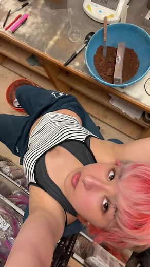 Lemme test the resistivity of your soil with 4 electrodes :3 #geology