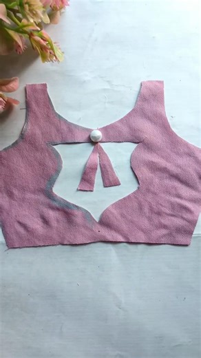 Blause design cutting simple trick 😱#youtubeshorts #diy #shorts