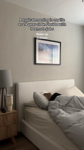 Typical morning in my life as a 24 year old with 3 remote jobs✨ #morningroutine #morningvlog #morningmotivation #morninginmylife