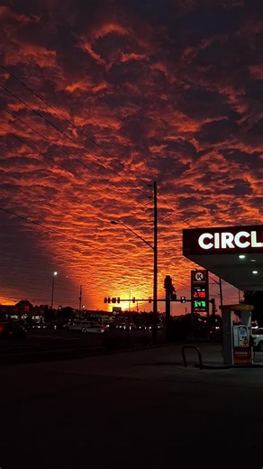 Captivating Florida Sunset Over Weeki Wachee