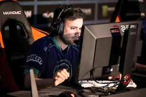 JonY BoY CS:GO Settings, Gear, Config & Crosshair 2026