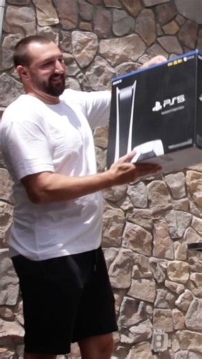 Tipping Delivery Drivers The Playstation 5 | BigDawsTv