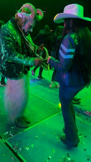 Así se zapatea con el compa Botas Diablos Unidos De Huajuapan Los Rayos de Oaxaca puros pelones Chalcatongo Oaxaca 04-03-2025 | Los Rayos de Oaxaca