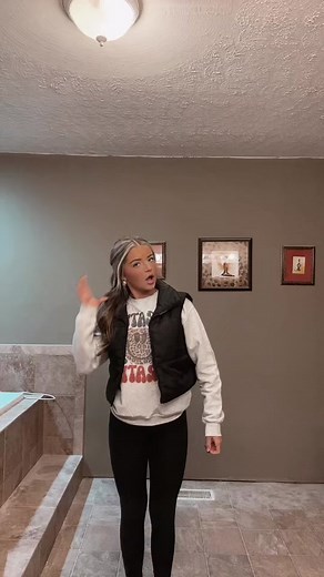 Any song goes w this dance 😭 #fyp #foryou #viral #blowthisup #FastTwitchContest #GenshinImpact34 #lovesosa