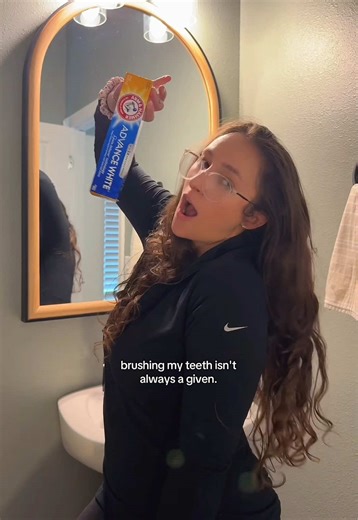 We know you want whiter teeth 🦷 Get 2 shades whiter teeth in just 6 weeks of regular brushing with Arm & Hammer Advance White 💙 @the moseley family #2026 #newyearsresolution #hygiene #bakingsodatoothpaste #whiterteeth