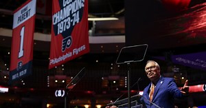 Bernie Parent 'means everything to this city,' as Flyers fans, teammates, and family remember late goaltender