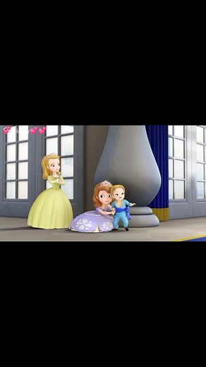 Sofia The First: Magical Moments with Brother and Sister