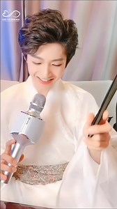 3.4K views · 589 reactions | 【Tổng hợp】Những bản cover + dance 'Thám Thanh Thủy Hà' của Lưu Vũ Khi nào mới được nghe bản full của em đây梁 ____ Cre: 废鲨鲨, 兜里有宇宇 PLEASE DO NOT REUP AND TAKE OUT!!! | Lưu Vũ Fanpage - 刘宇 | Facebook