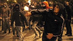 Griechenland: Schwere Krawalle in Athen trotz massiver Polizeipräsenz