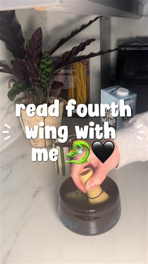 How many pages of Fourth Wing can I read in an hour? 🗡️✨🐉. #booktok #readingvlog #fourthwing #romantasy #booktokfyp