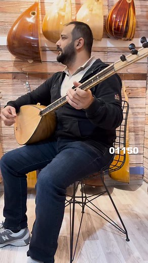 Uzun Sap Dut Bağlama Taksitli Alışveriş İçin:https://muratatesmuzikevi.com sitemizin arama bölümüne 01150 yazarak ulaşabilirsiniz. Havale İndirimi İçin WhatsaAp: 0538 629 24 15 Tekne Ağacı Dut Tekne Boyu 39 Ladin Kapak Gürgen Sap Sedef Nokta Abanoz Klavye Sap Tekne Kenarı Çıta Çift Ses Kafesi Kelebek Burgu Jak Girişi Kalın Kılıf Yedek Takım Tel Tezene Kargo Dahil 10.500₺ Garanti Süresi 18 Ay | Murat Ateş Müzik Evi