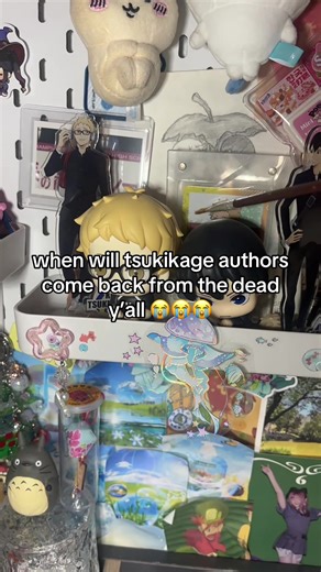 my figures getting too dusty just like all the unifinished tsukikage/kagetsuki aus and their old accs on twitter and on this app pls pls come back i will cry so bad 😭 i hope haikyu releases a new movie so that the fandom will be alive again aurrrr yearning yearning my delusions delusions #haikyuu #haikyu #tsukikage #kagetsuki #fypシ゚viral