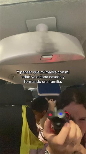 no se ni ir al medico sin ella💜 #fyp #mamá #humor #familia