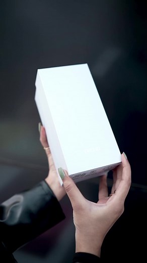 Noor-e-Hira shows how TECNO Spark 20 effortlessly caters to the style-savvy community, delivering top-notch camera performance with user-friendly and smooth everyday functionality. #Spark20 #SparkBeyond