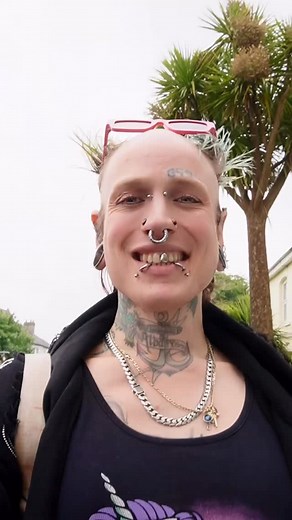 178 reactions · 114 comments | Today I’m visiting an automata maker...