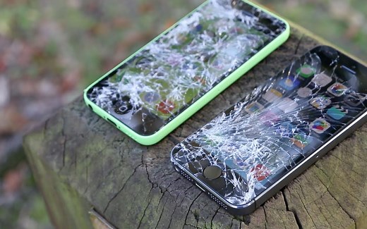 苹果手机抗摔吗？iPhone12真机跌落测试