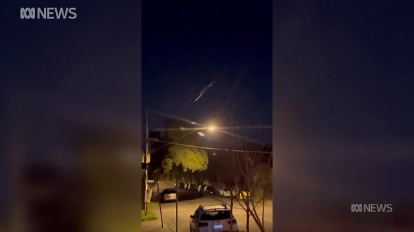 Melbourne residents awed by possible space junk or meteor shower