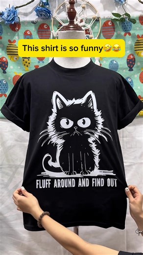 I can't stop laughing at this shirt🤭😂.