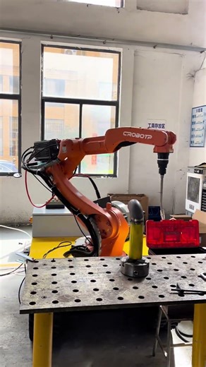 Reliable Cobot Welders for Industrial Applications #weldingcobot #sqrobot #cgxi #cobot #jocrt