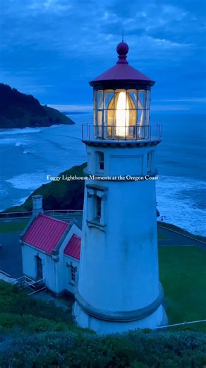 Wrapped in mist and the crashing of ocean waves below, Heceta Head Lighthouse has watched over the Oregon Coast since it was first lit in 1894. Do you love it more in the fog, or when the sun breaks through? 🌊 | Travel Oregon