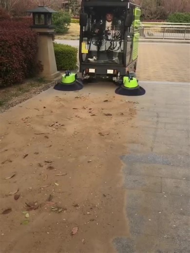 Quality Cleaning Equipment and Sweepers for Sale