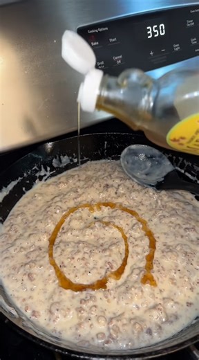 Homemade southern sausage gravy recipe