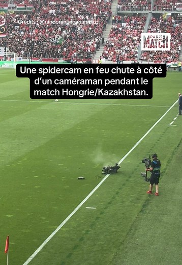 Spidercam en feu chute à côté d’un caméraman — Hongrie vs Kazakhstan