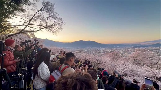 If you’re actually in the 0.01% in taste, let alone wealth, you can find beautiful but uncrowded places.Let me give some examples of I’ve enjoyed (all within the last couple of years):